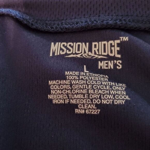 NWT Mission Ridge Mens Sz Large Navy Short Sleeve Tshirt - Picture 3 of 3